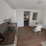 Ka - Ro Pensión 3*