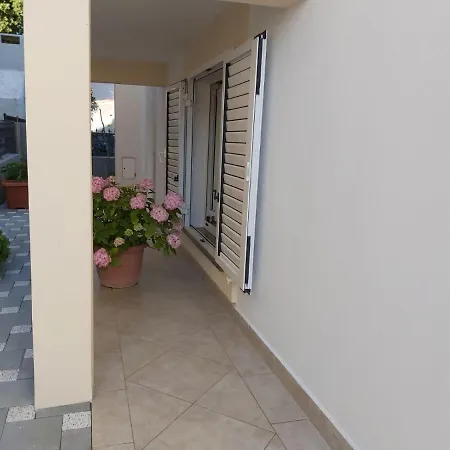 Ka - Ro Guest house 3*
