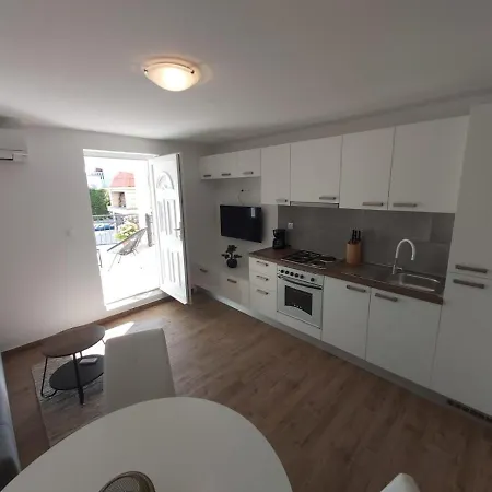 Ka - Ro Guest house