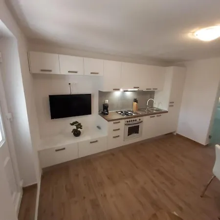 Ka - Ro 3* Bibinje