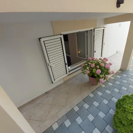 Ka - Ro Guest house Bibinje