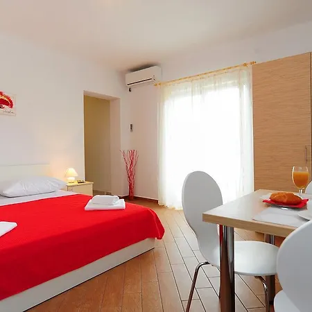 Ka - Ro Guest house Bibinje