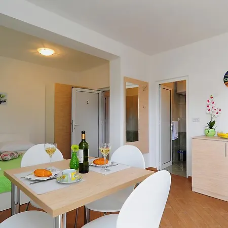 Ka - Ro Guest house Bibinje