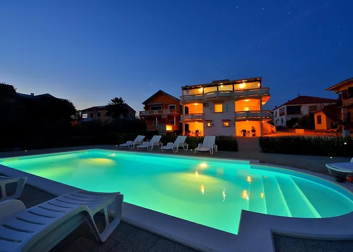 게스트하우스 Ka - Ro 3*